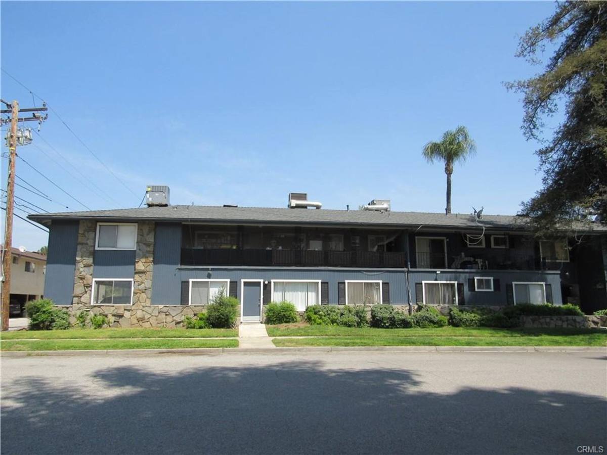 Apartment for rent at 30 N Ash St, Redlands, CA 92373