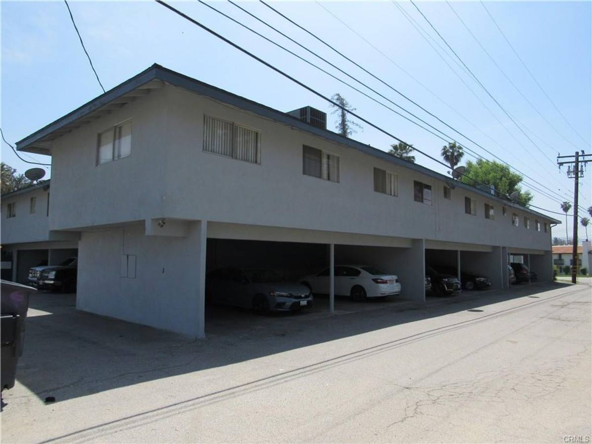 Apartment for rent at 30 N Ash St, Redlands, CA 92373