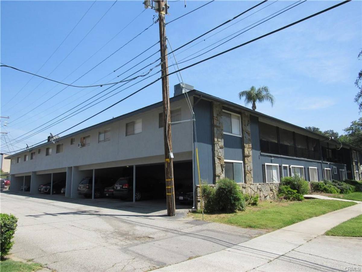 Apartment for rent at 30 N Ash St, Redlands, CA 92373