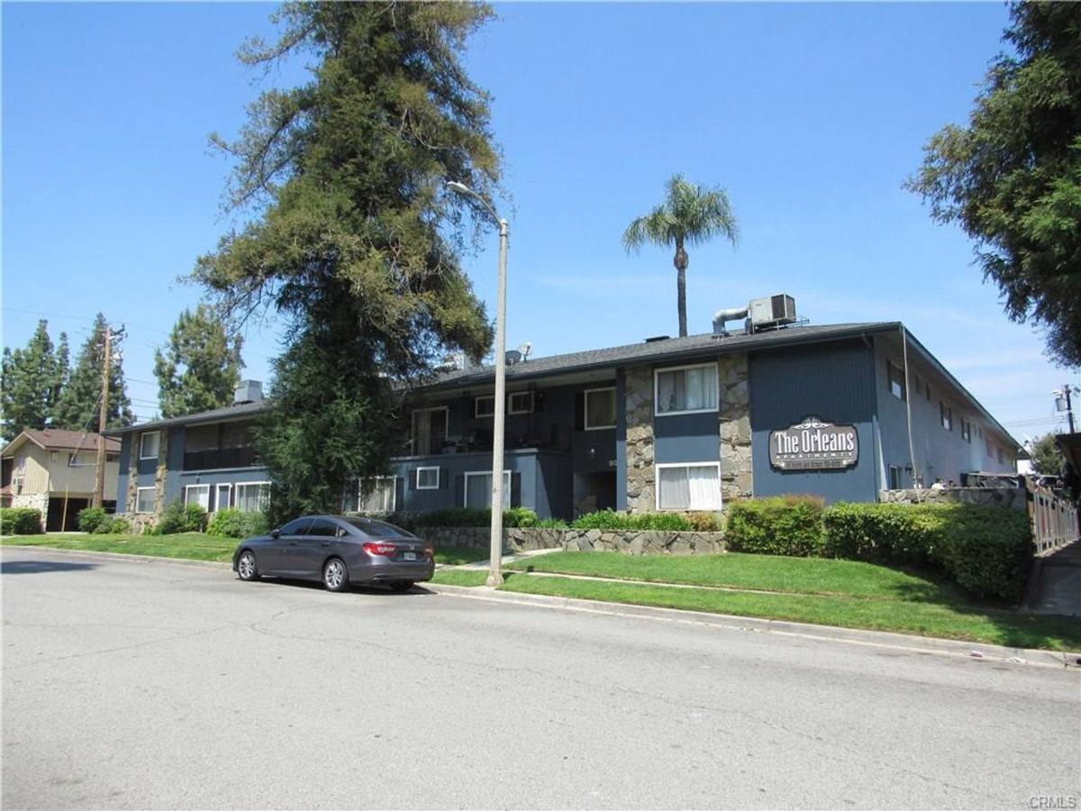 Apartment for rent at 30 N Ash St, Redlands, CA 92373