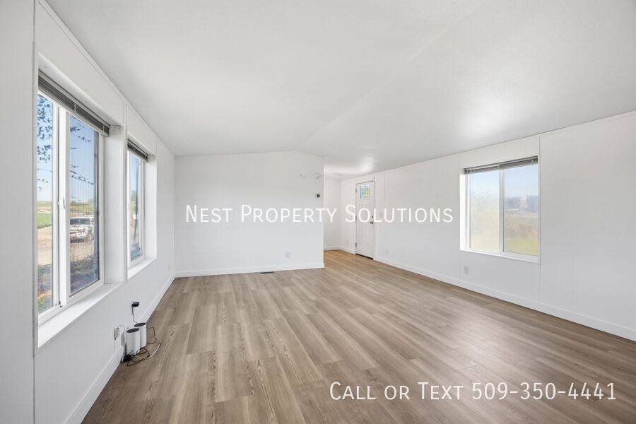 House for rent at 15824 Highway 262 E, Warden, WA 98857