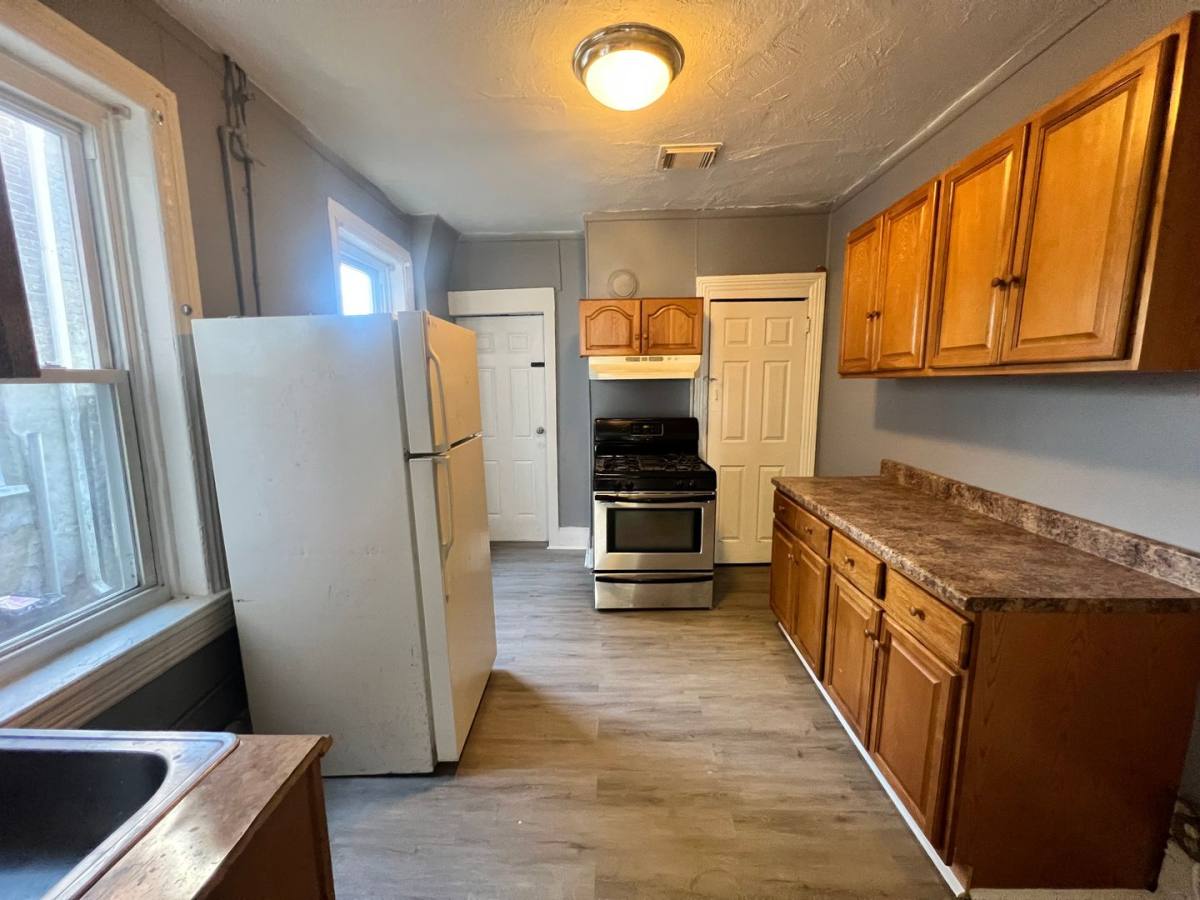 House for rent at 42 Grant St, Trenton, NJ 08609