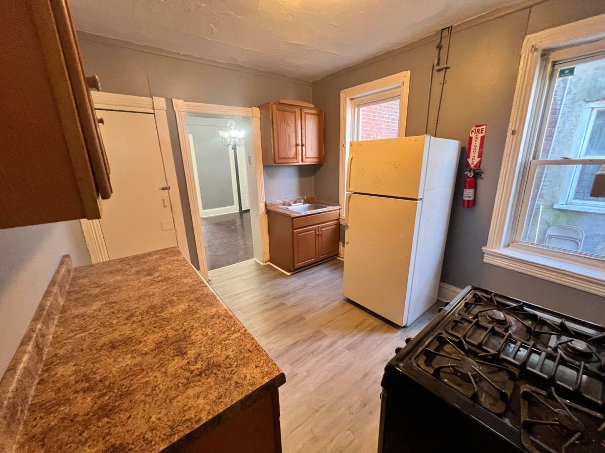 House for rent at 42 Grant St, Trenton, NJ 08609