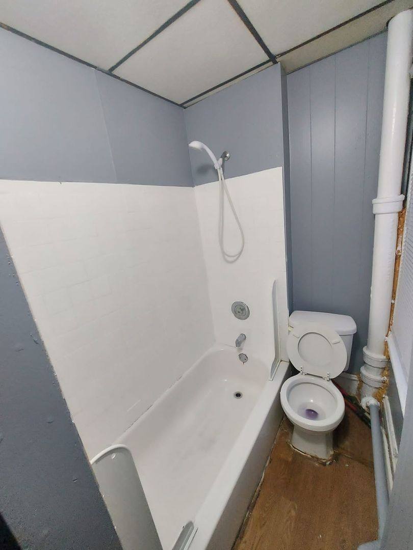 House for rent at 42 Grant St, Trenton, NJ 08609