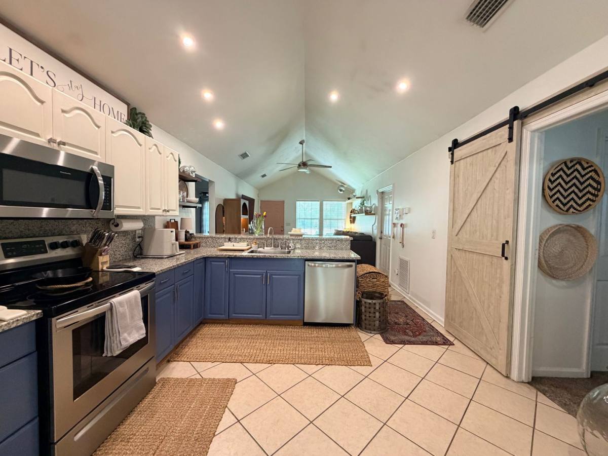 House for rent at 237 Carterwood Dr, Tallahassee, FL 32305