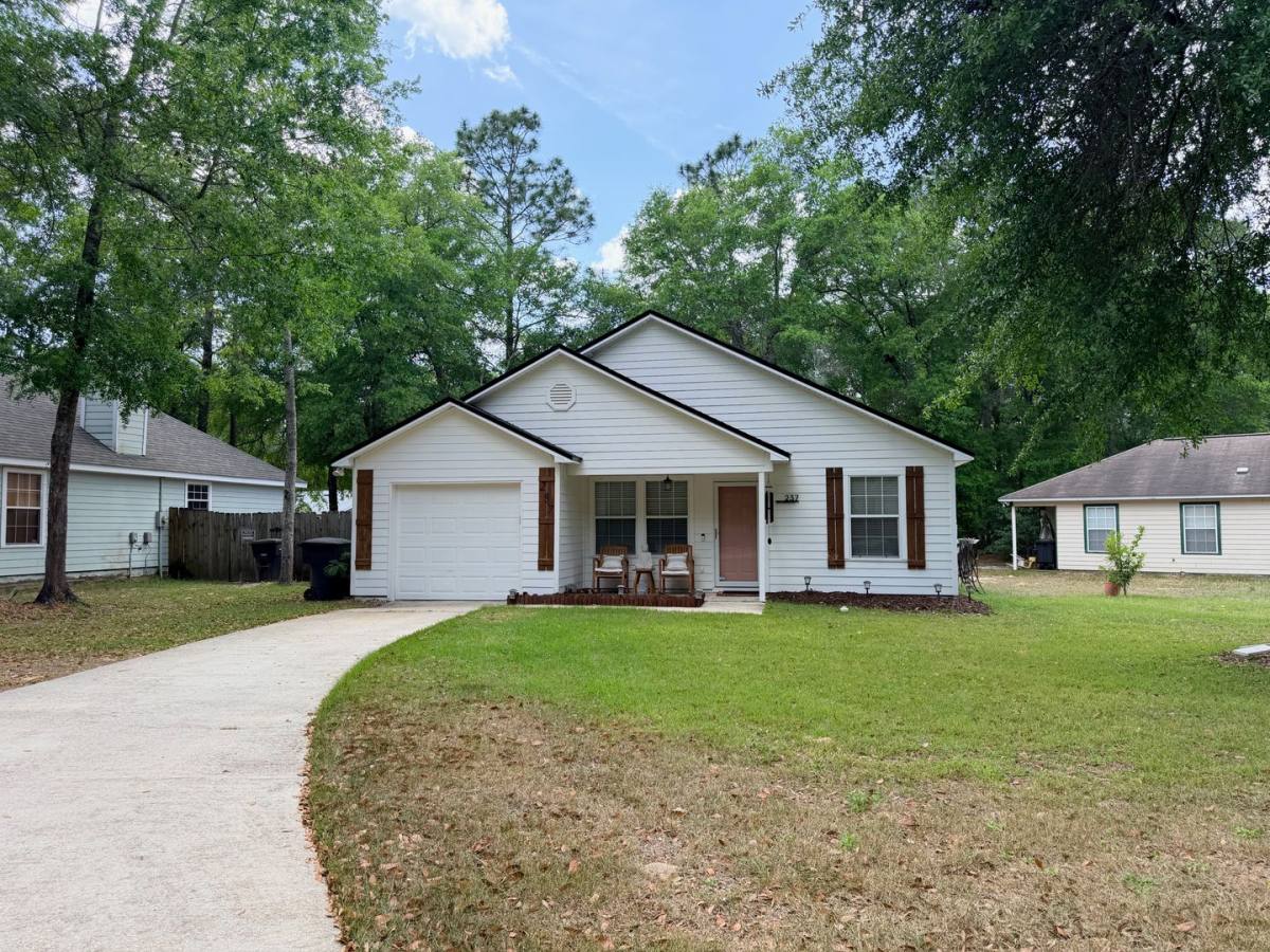 House for rent at 237 Carterwood Dr, Tallahassee, FL 32305