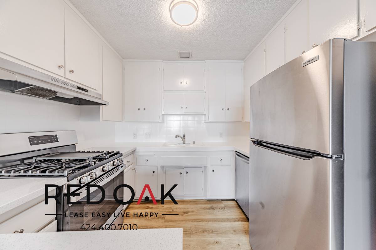 Condo for rent at 11830 Darlington Ave #10, Los Angeles, CA 90049
