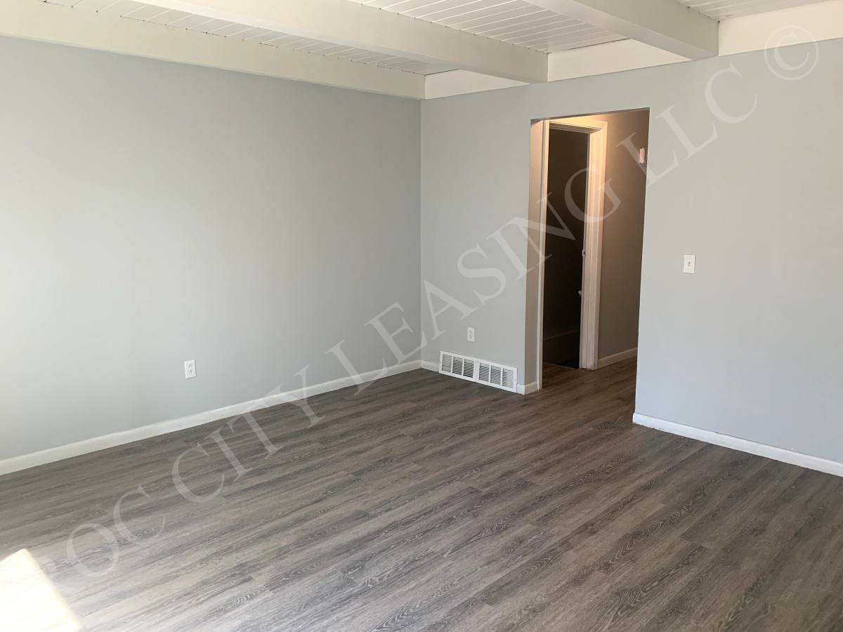 Townhouse for rent at 84 Twin Beeches Dr, Rochester, NY 14608