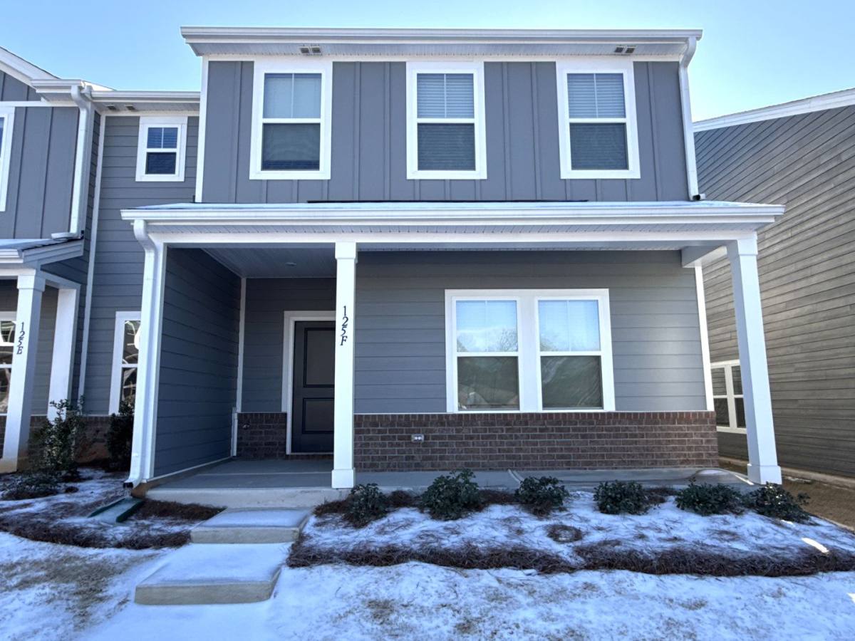 Townhouse for rent at 125 Utility Lane, Mooresville, NC 28115