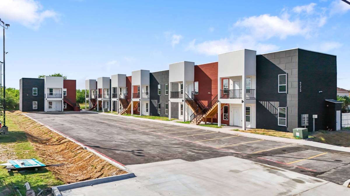Apartment for rent at 225 E New Hampshire, Harlingen, TX 78550