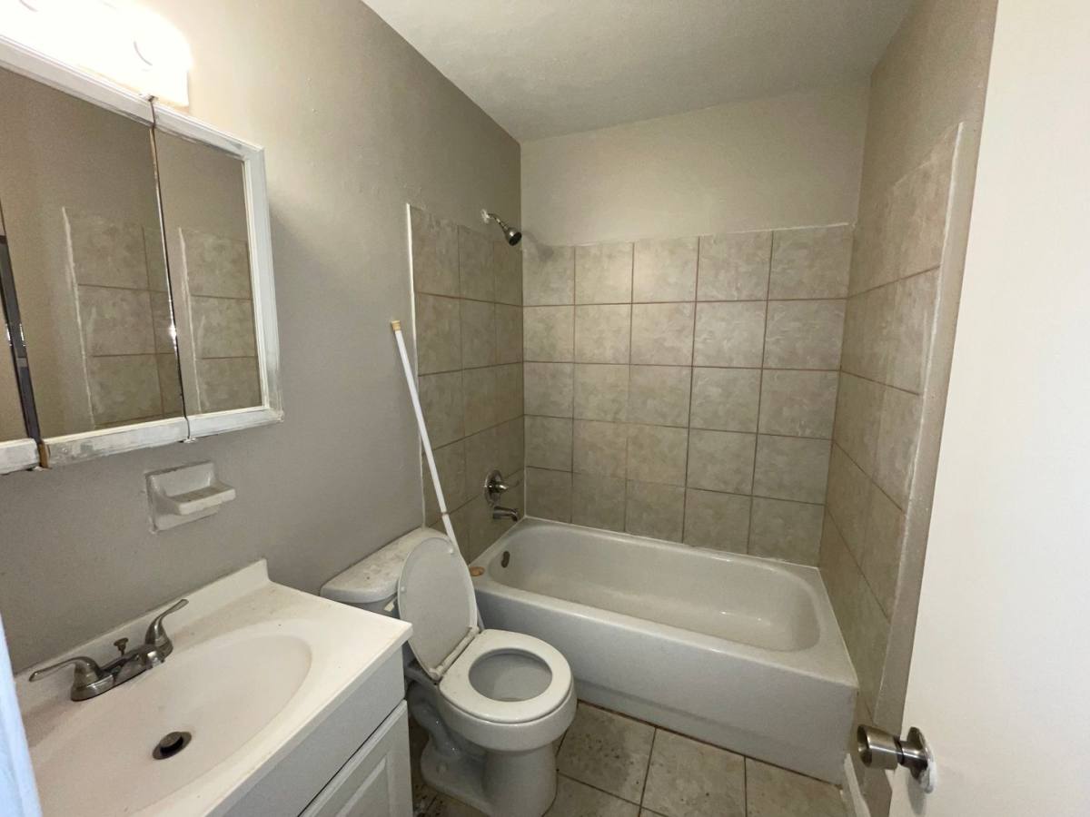 Apartment for rent at 3506 NW 21st St, Gainesville, FL 32605