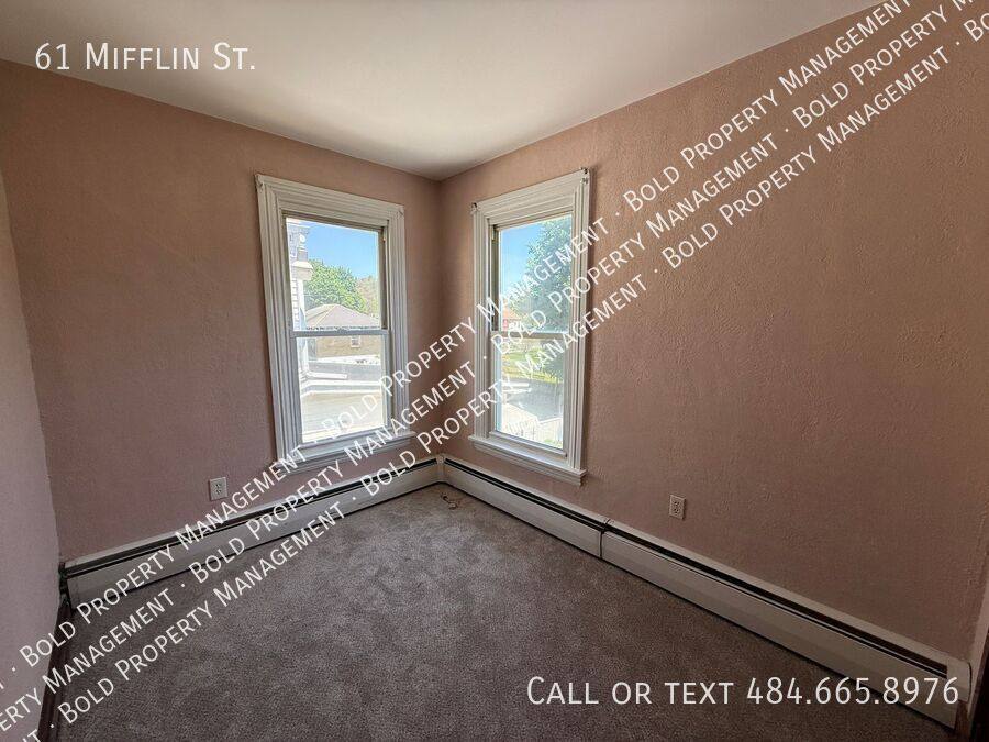 House for rent at 61 Mifflin St, Pine Grove, PA 17963