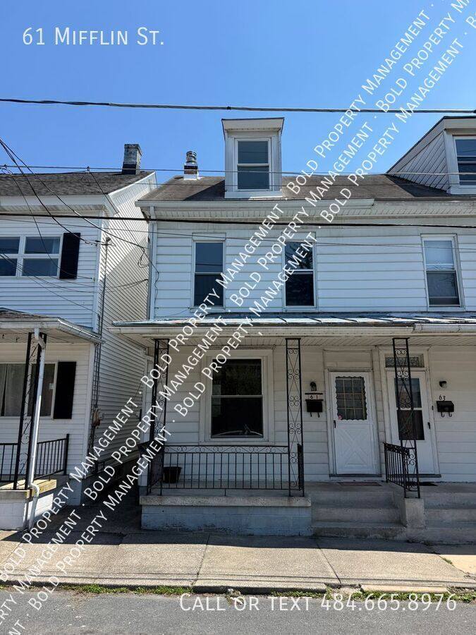 House for rent at 61 Mifflin St, Pine Grove, PA 17963