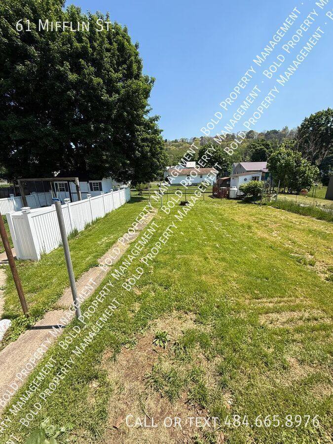 House for rent at 61 Mifflin St, Pine Grove, PA 17963