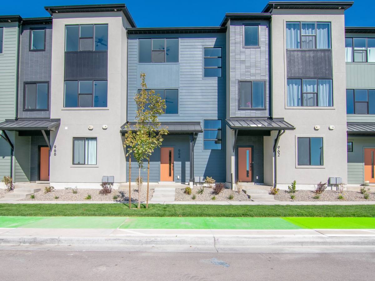Townhouse for rent at 964 W 350 S, American Fork, UT 84003