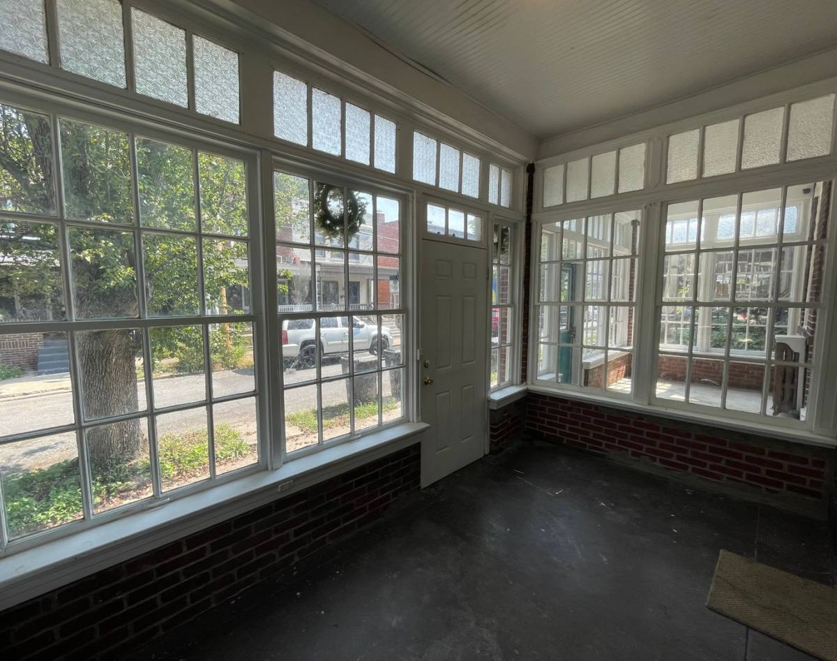 House for rent at 2322 Penn St, Harrisburg, PA 17110