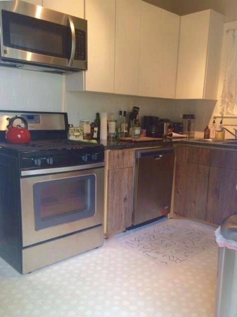 Townhouse for rent at 514 E 38th, Austin, TX 78705