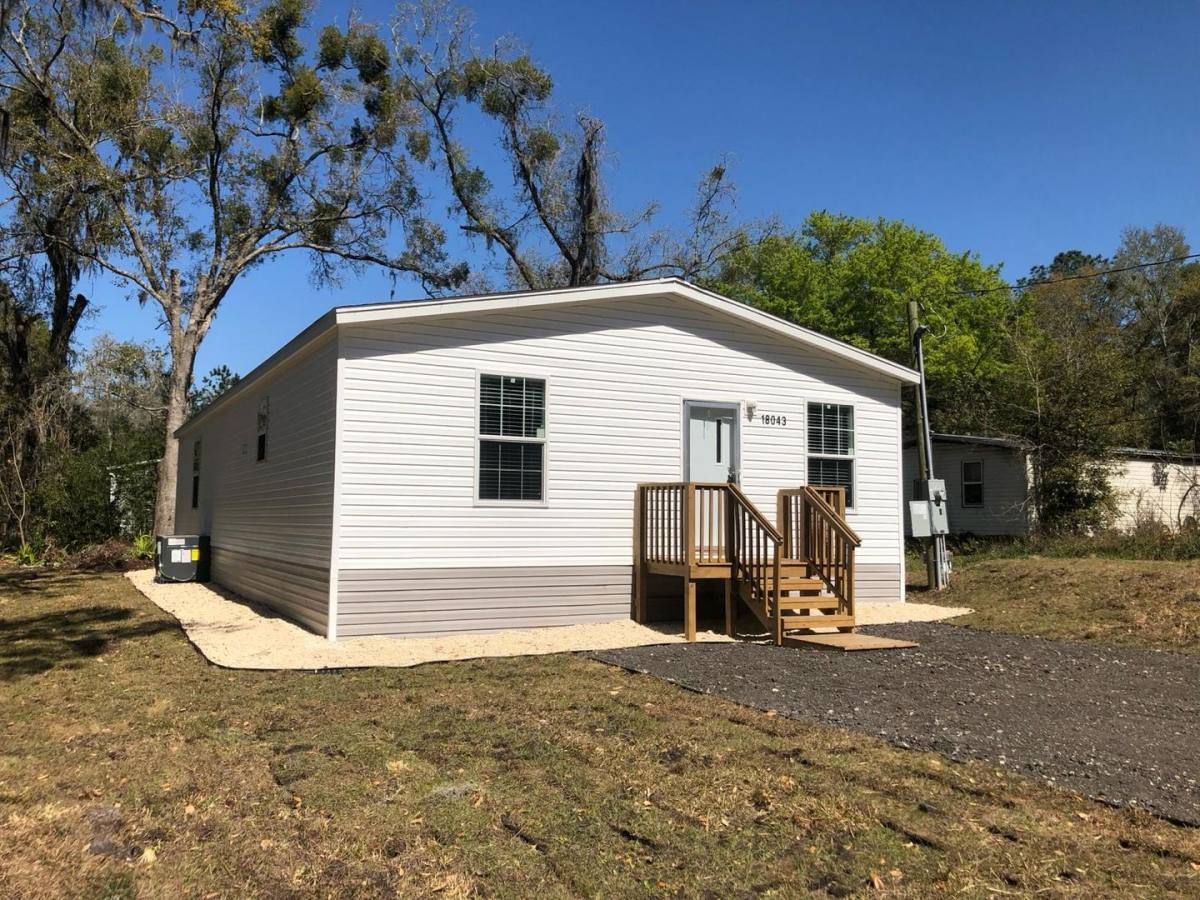 House for rent at 18043 Ferry Ave, Brooksville, FL 34604