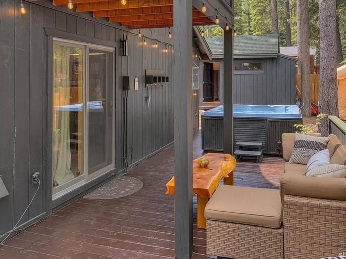 House for rent at 1858 Narragansett Circle, South Lake Tahoe, CA 96150