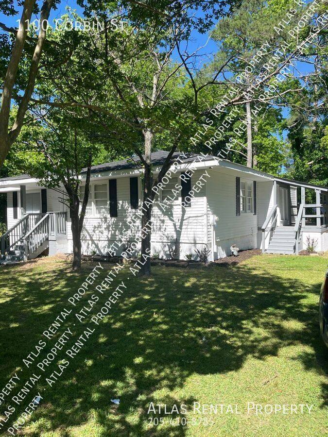 House for rent at 1100 Corbin St, Albertville, AL 35950