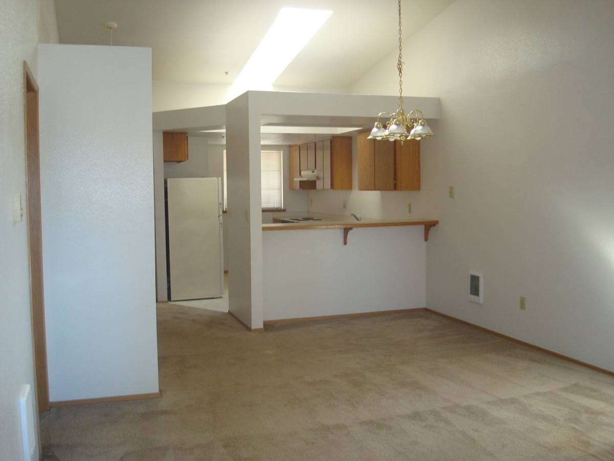 Apartment for rent at 7015 47th Ave NE, Marysville, WA 98270