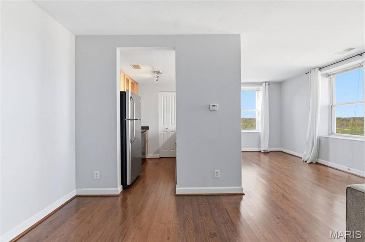 Condo for rent at 5330 Pershing Ave, Saint Louis, MO 63112