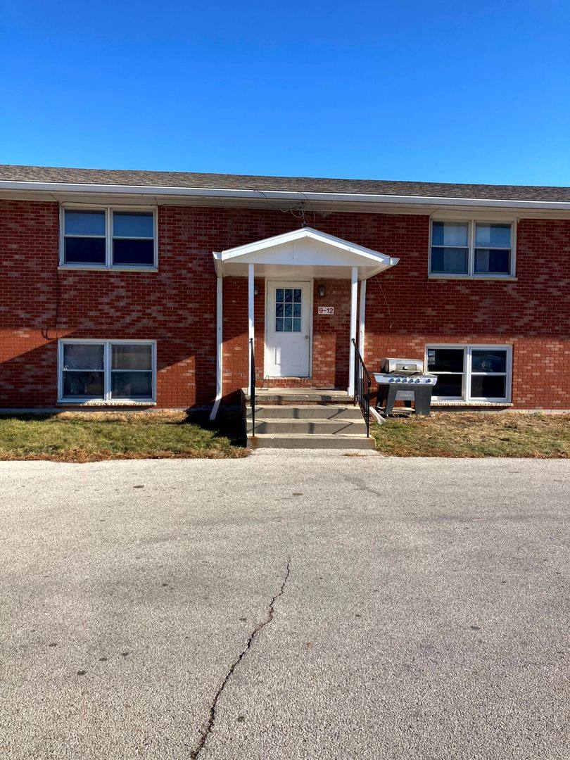 2907 Warford St, Perry, IA 50220