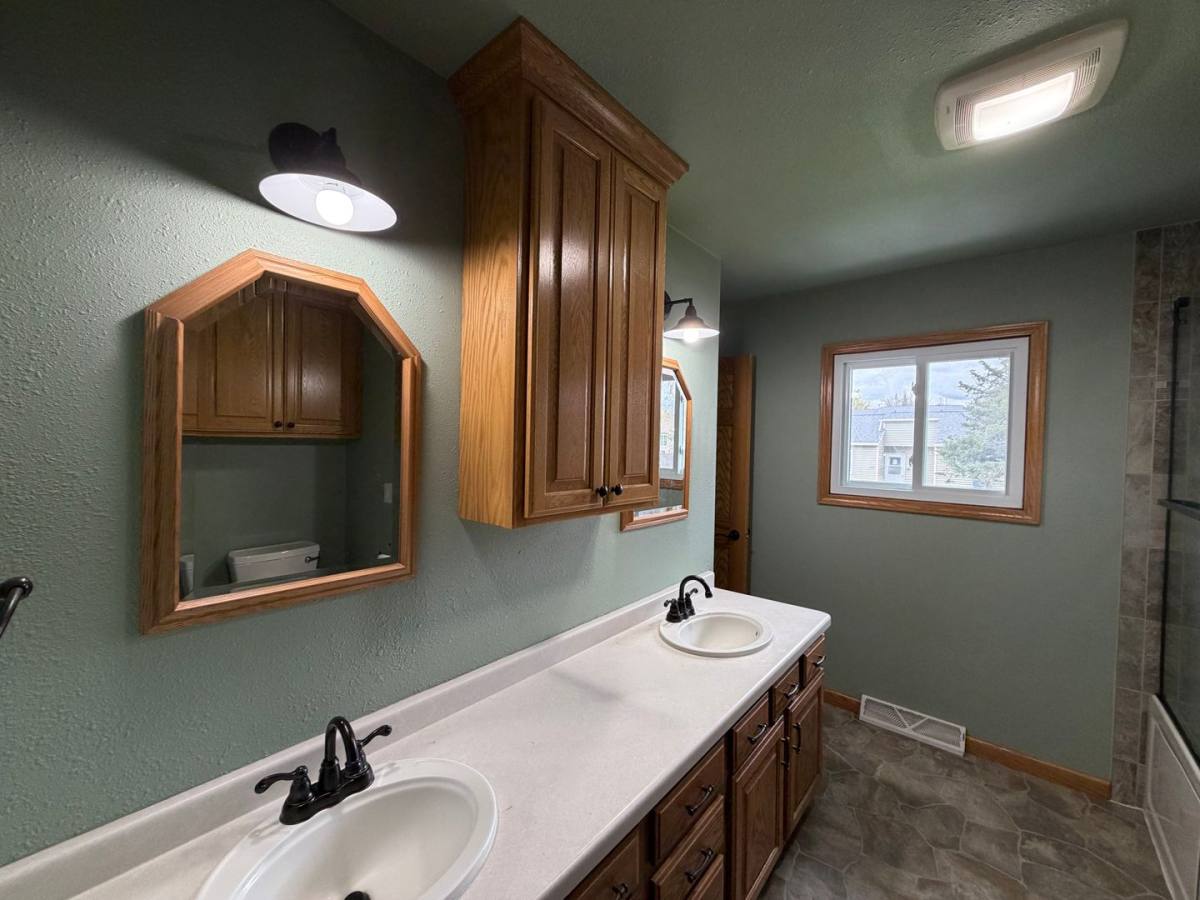 House for rent at 1508 E Becker Rd, Marshfield, WI 54449