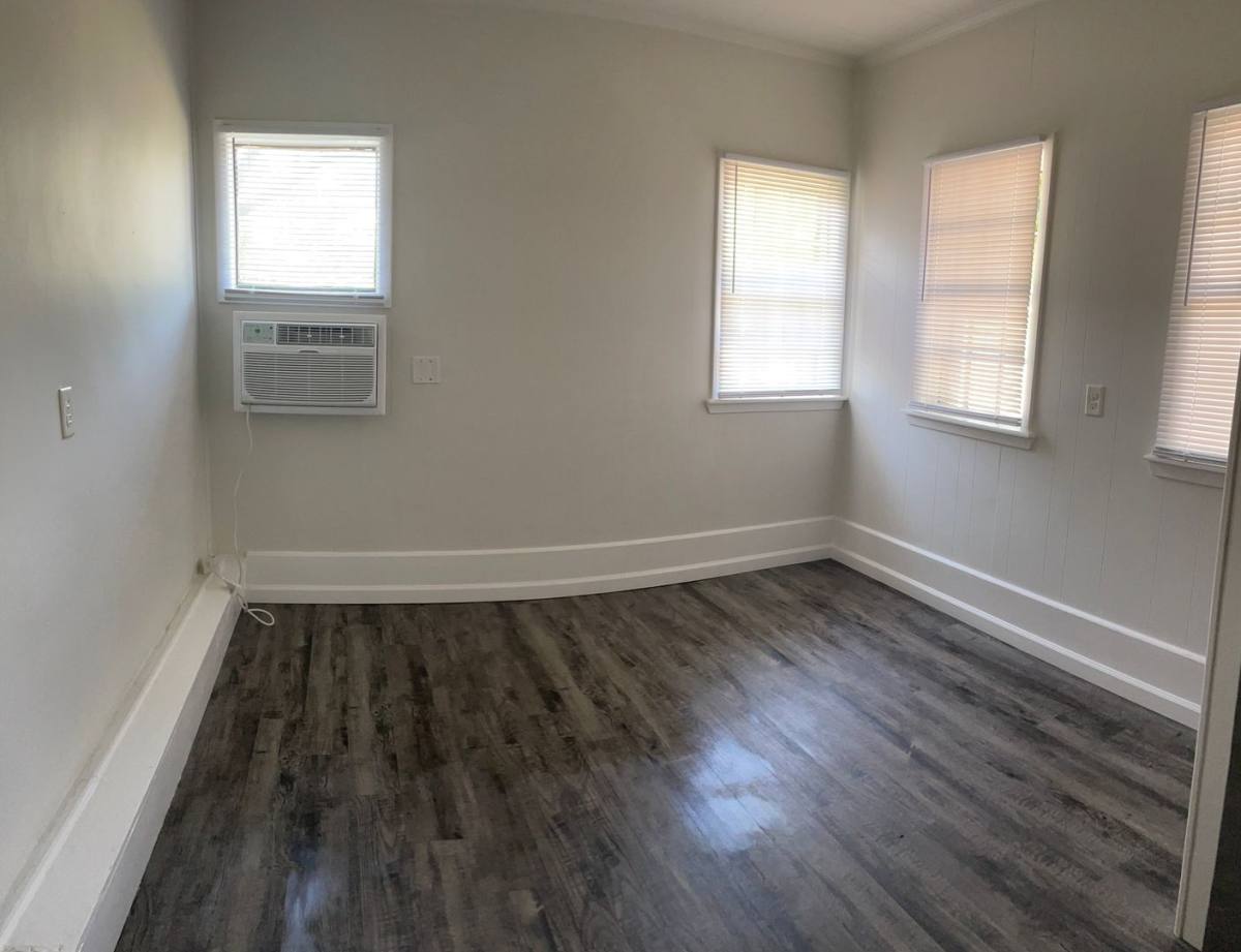 Apartment for rent at 1406 5th St SW, Cullman, AL 35055