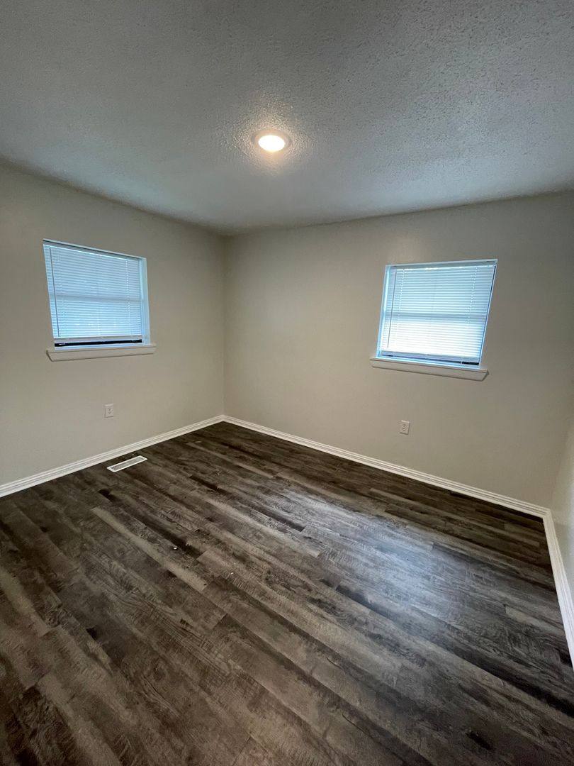 Apartment for rent at 1406 5th St SW, Cullman, AL 35055