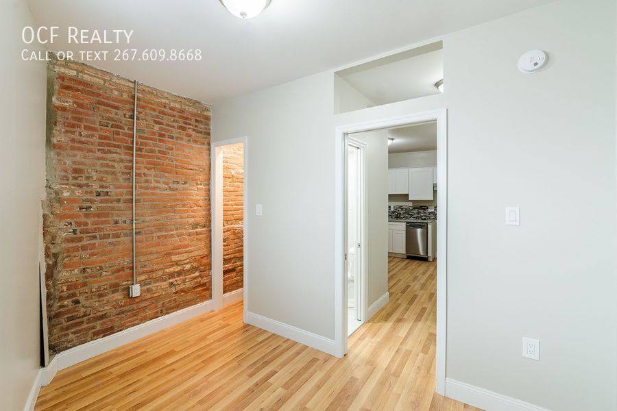 Apartment for rent at 1126 E Passyunk Ave #1, Philadelphia, PA 19147