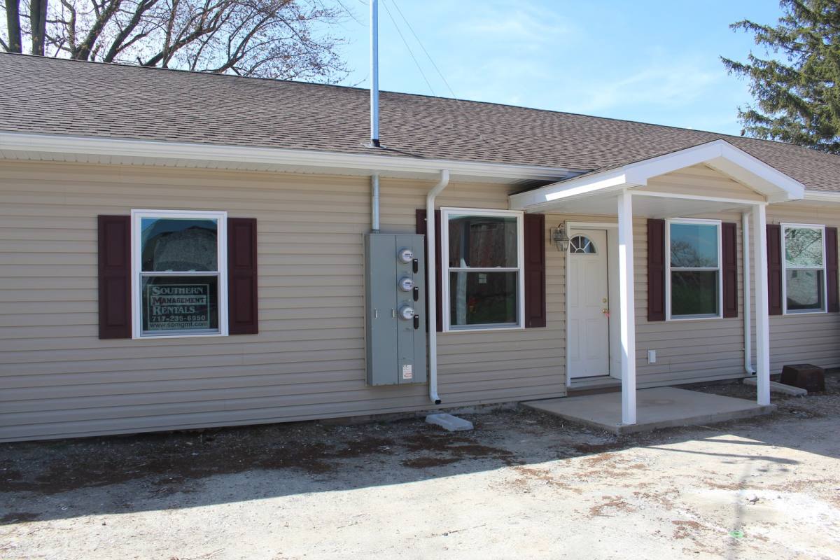 House for rent at 2560 Freysville Rd #B, Red Lion, PA 17356