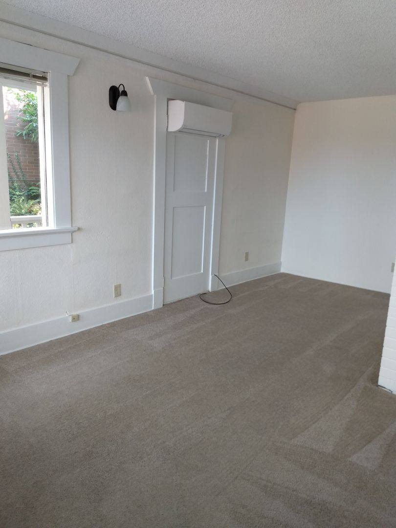Apartment for rent at 703 N Garden St, Bellingham, WA 98225