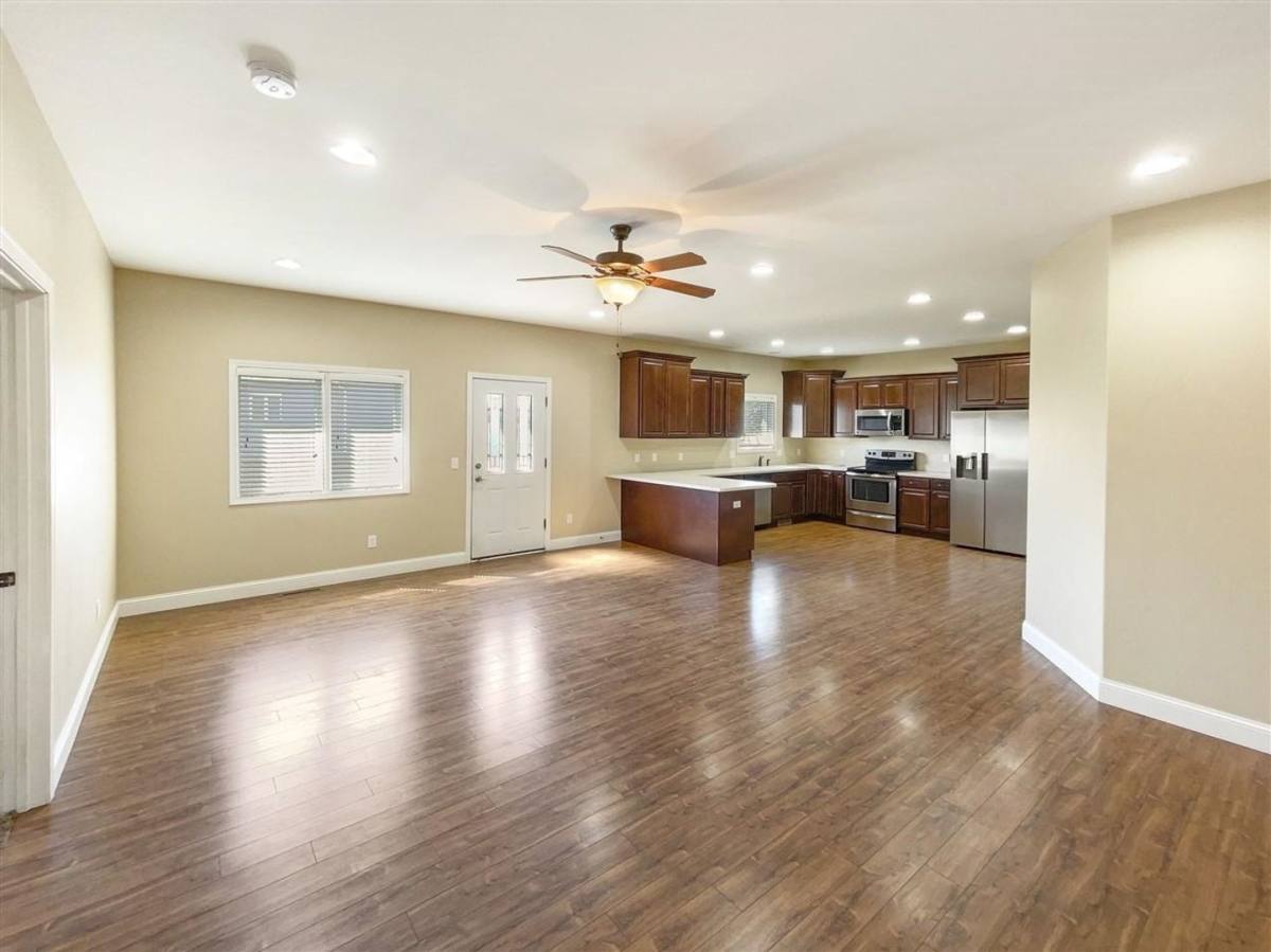 Apartment for rent at 414 2nd Ave SW, Surrey, ND 58785