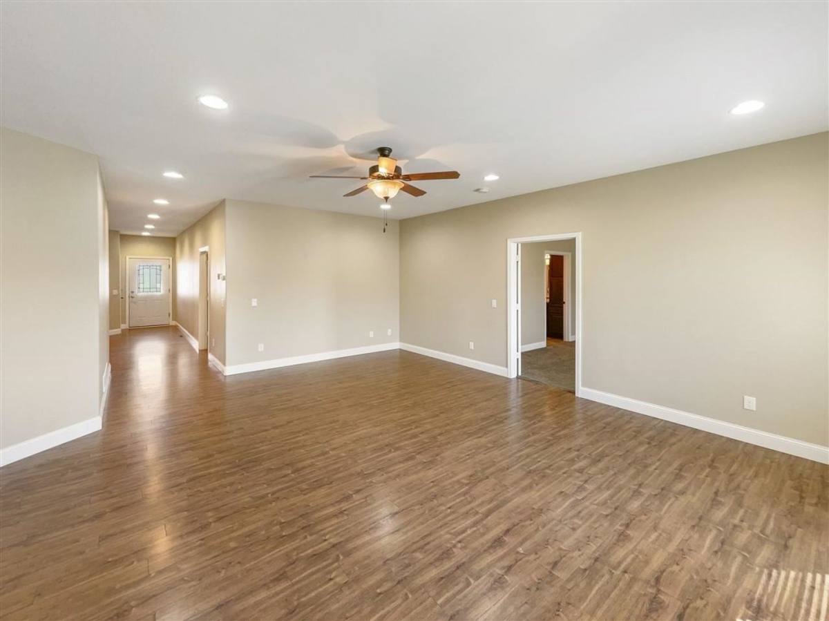 Apartment for rent at 414 2nd Ave SW, Surrey, ND 58785