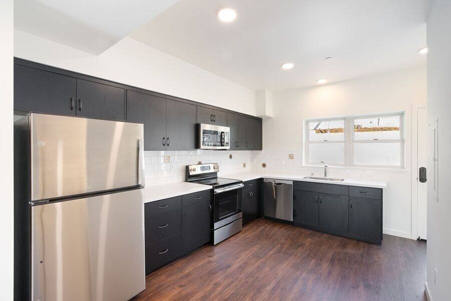 Townhouse for rent at 4690 Tompkins Ave #103, Oakland, CA 94619