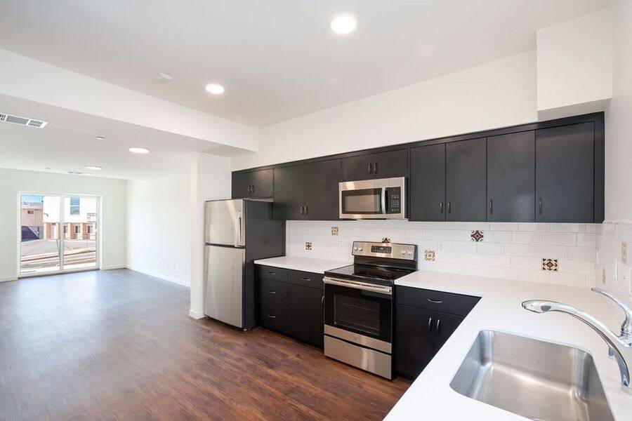 Townhouse for rent at 4690 Tompkins Ave #103, Oakland, CA 94619