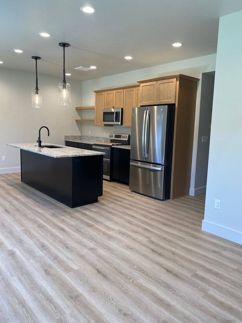 Townhouse for rent at 727 Stone Peak Loop, Driggs, ID 83422