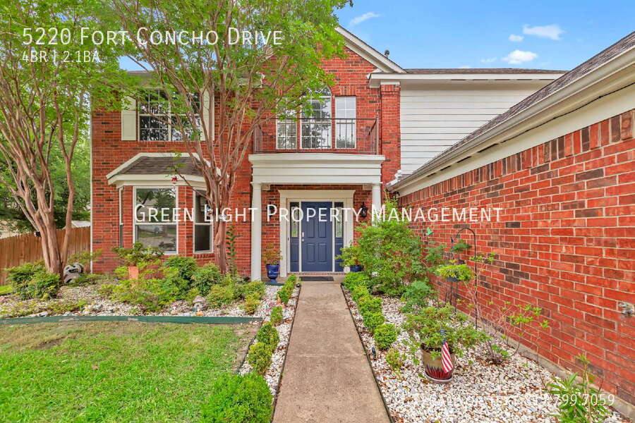 House for rent at 5220 Fort Concho Dr, Fort Worth, TX 76137