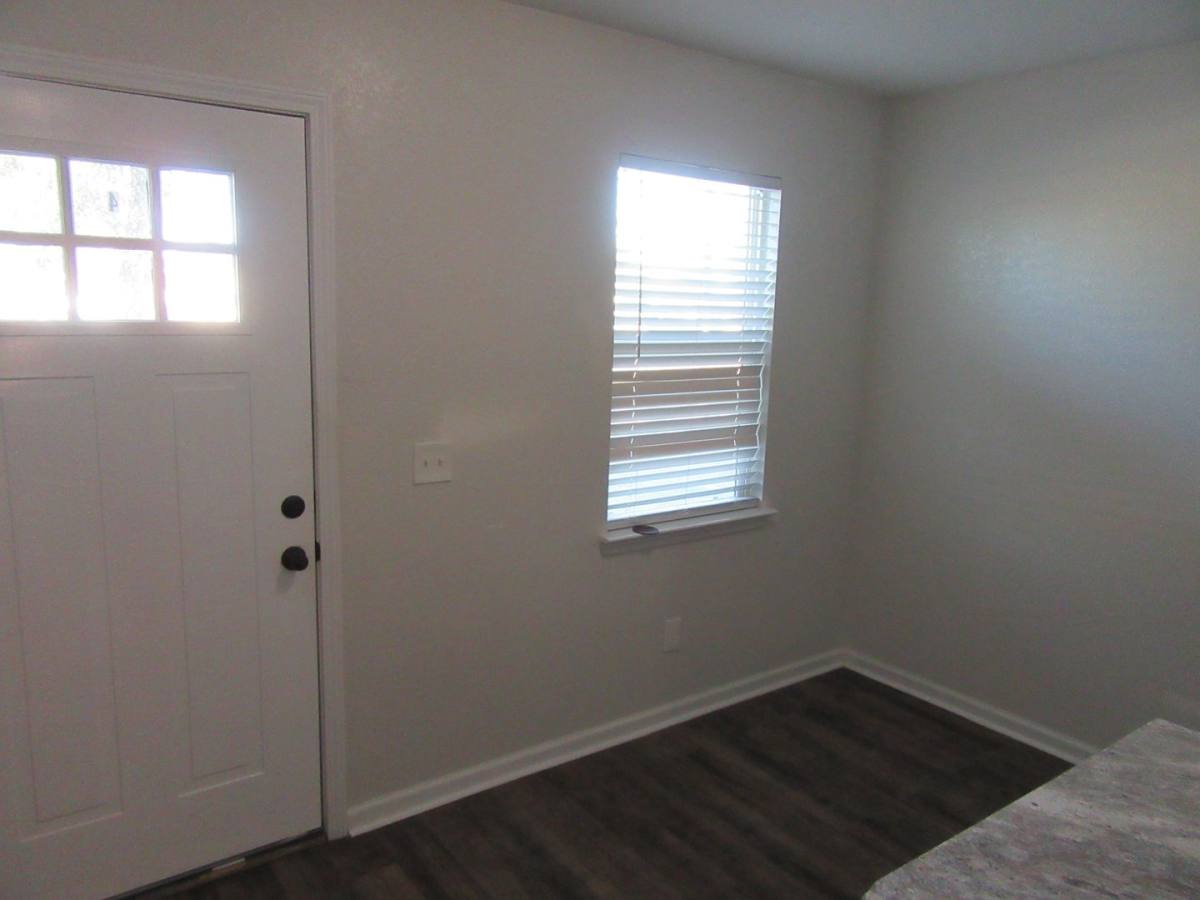 Apartment for rent at 1400 Gulf Ave, Panama City, FL 32401