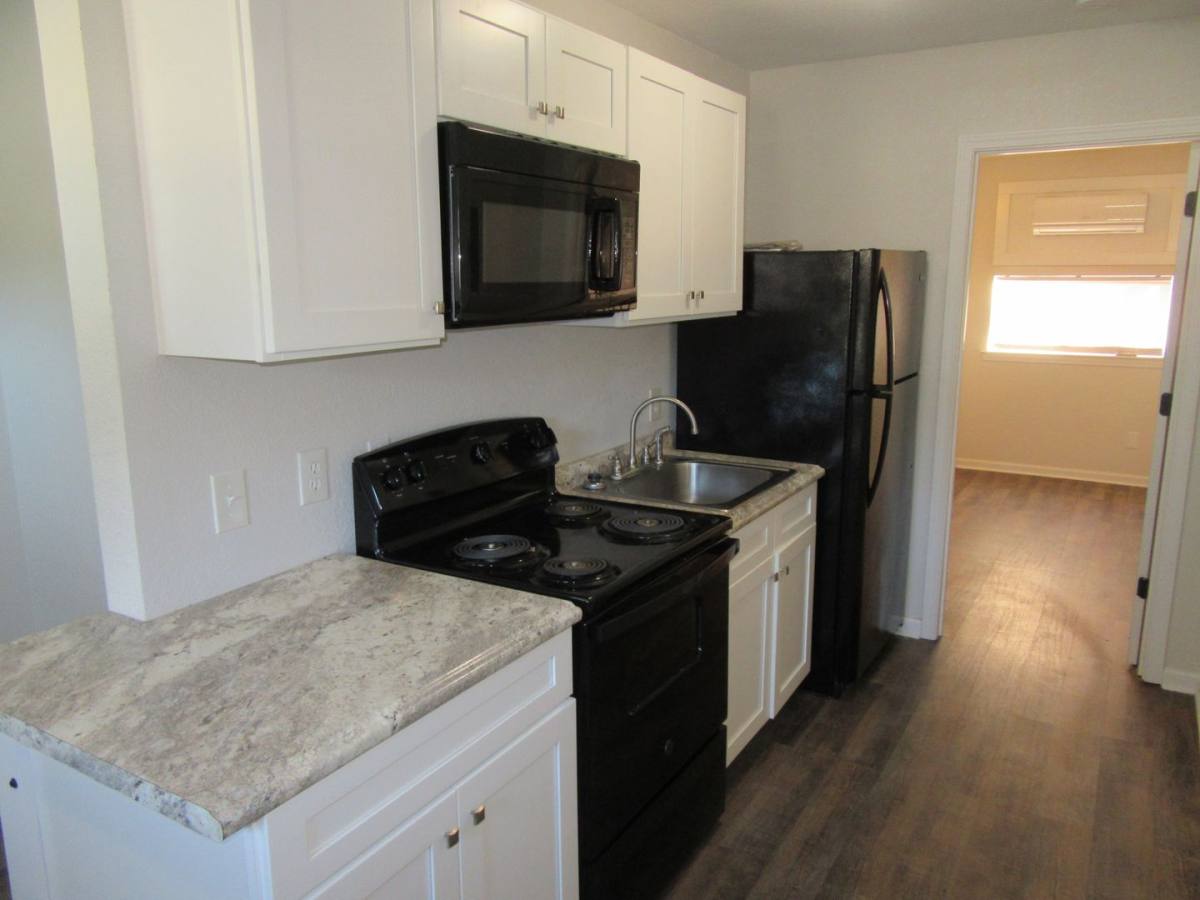 Apartment for rent at 1400 Gulf Ave, Panama City, FL 32401