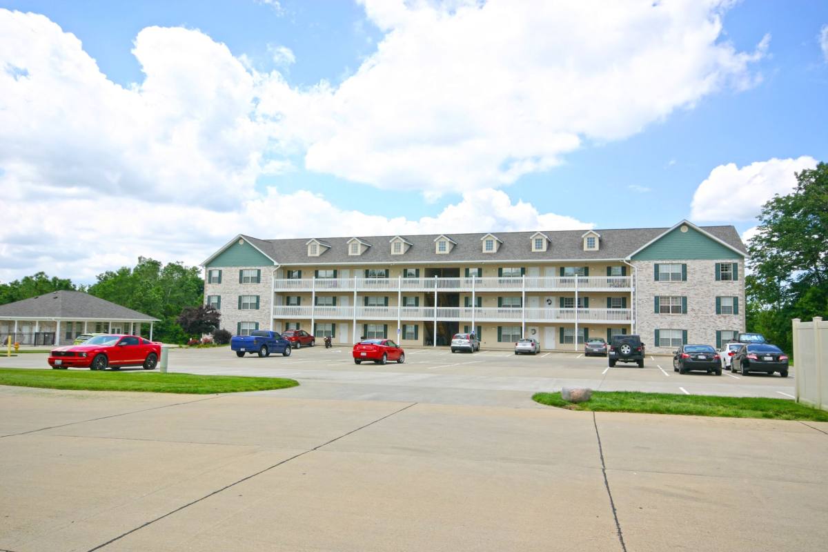 Apartment for rent at 1671 Shadow Ridge Court, Belleville, IL 62221