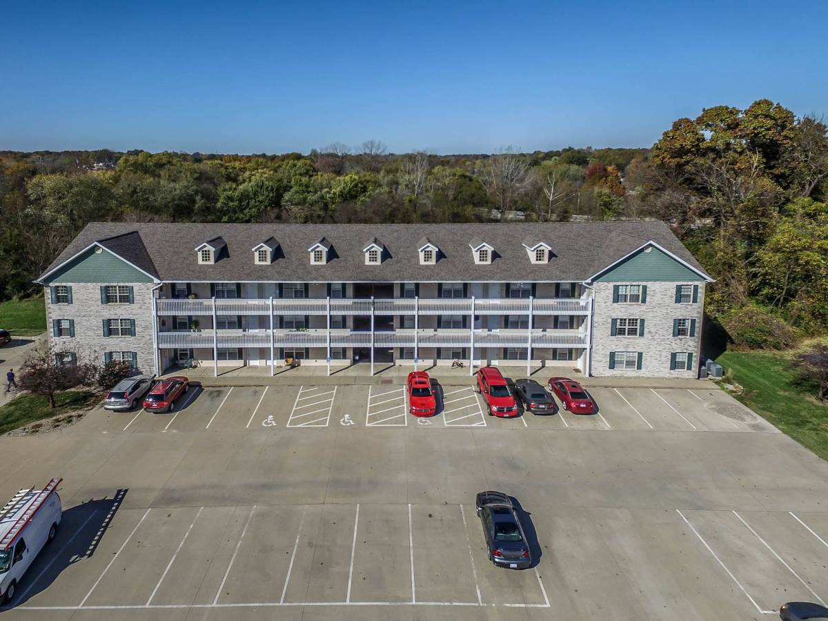 Apartment for rent at 1671 Shadow Ridge Court, Belleville, IL 62221