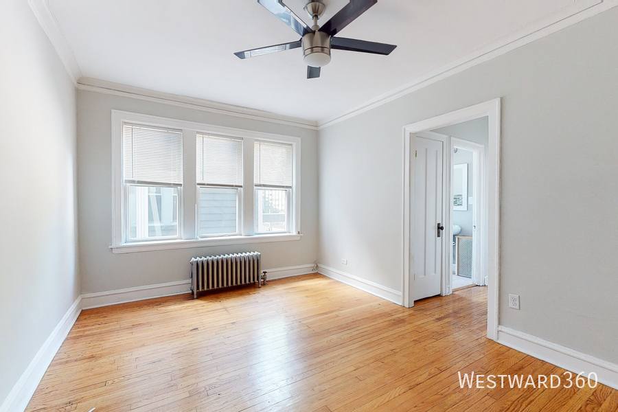 Apartment for rent at 3012 W Warren Blvd #1R, Chicago, IL 60612