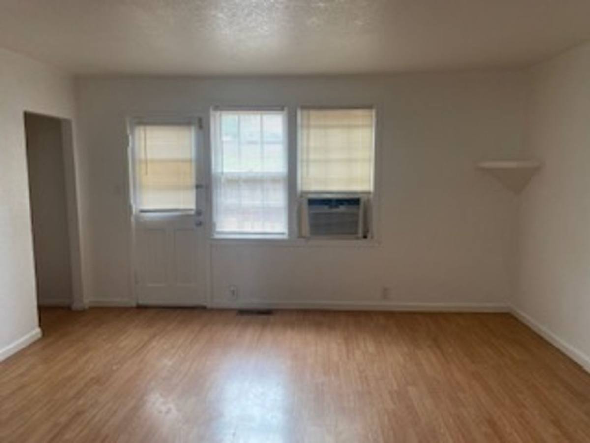 House for rent at 15 Werden St, Vallejo, CA 94590