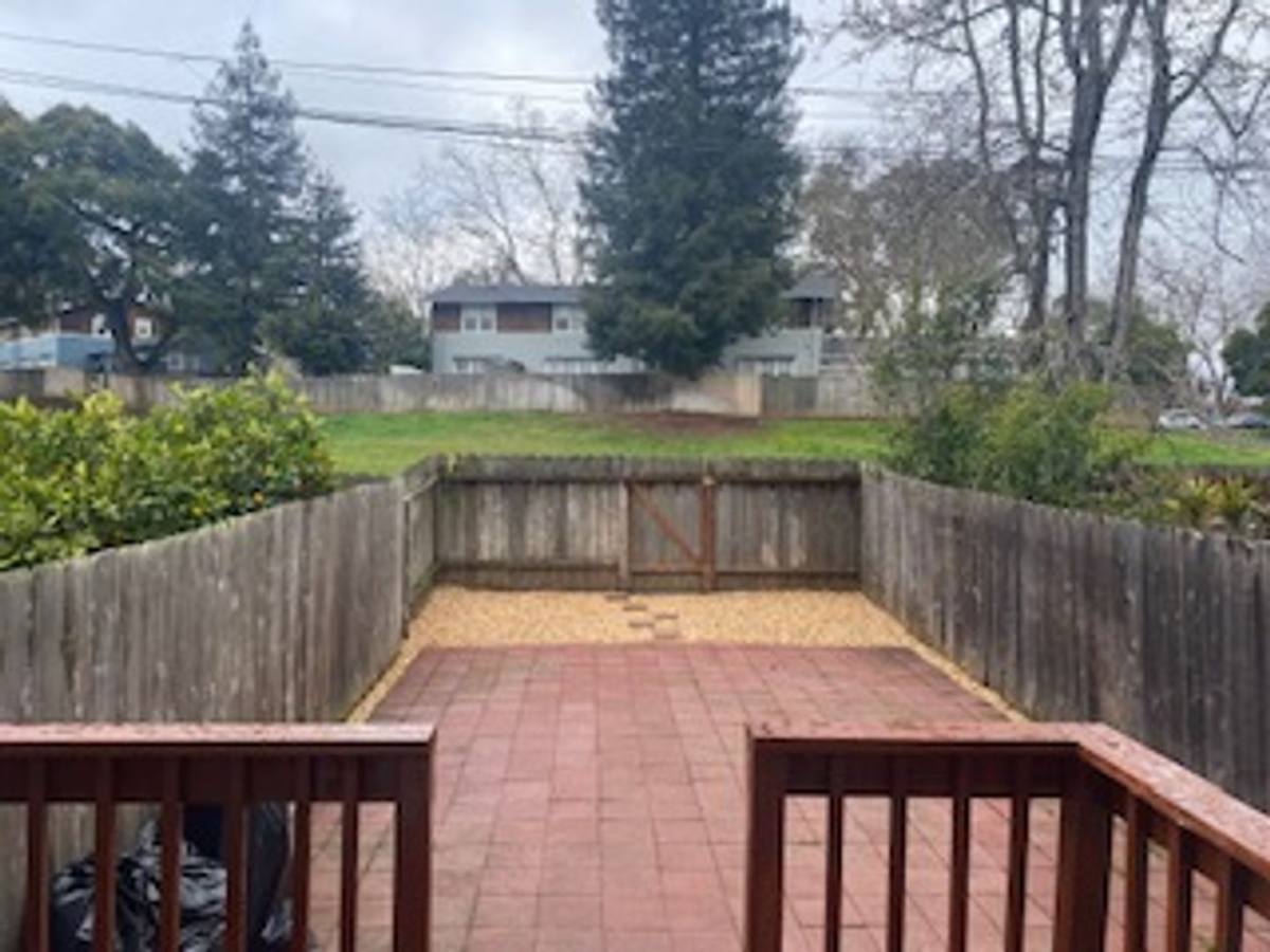 House for rent at 15 Werden St, Vallejo, CA 94590
