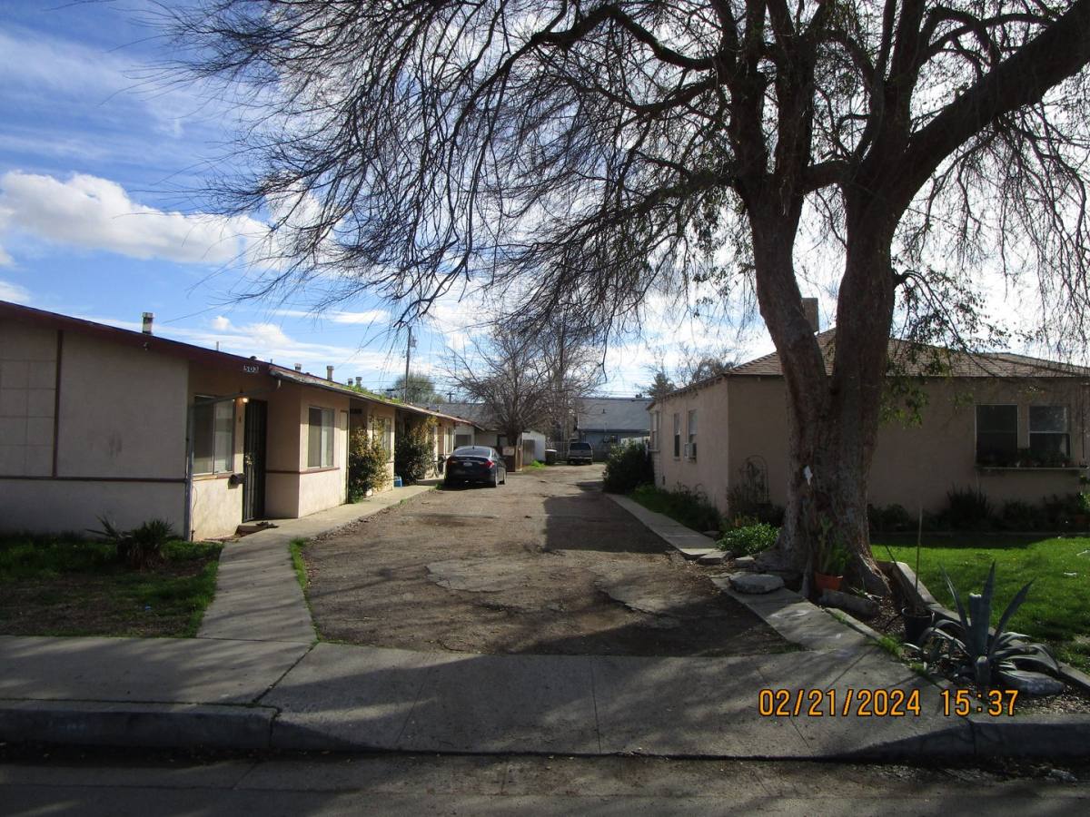Apartment for rent at 507 30th, Bakersfield, CA 93301