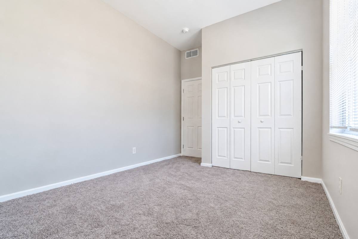 Apartment for rent at 500 E Ormsby Ave, Louisville, KY 40203