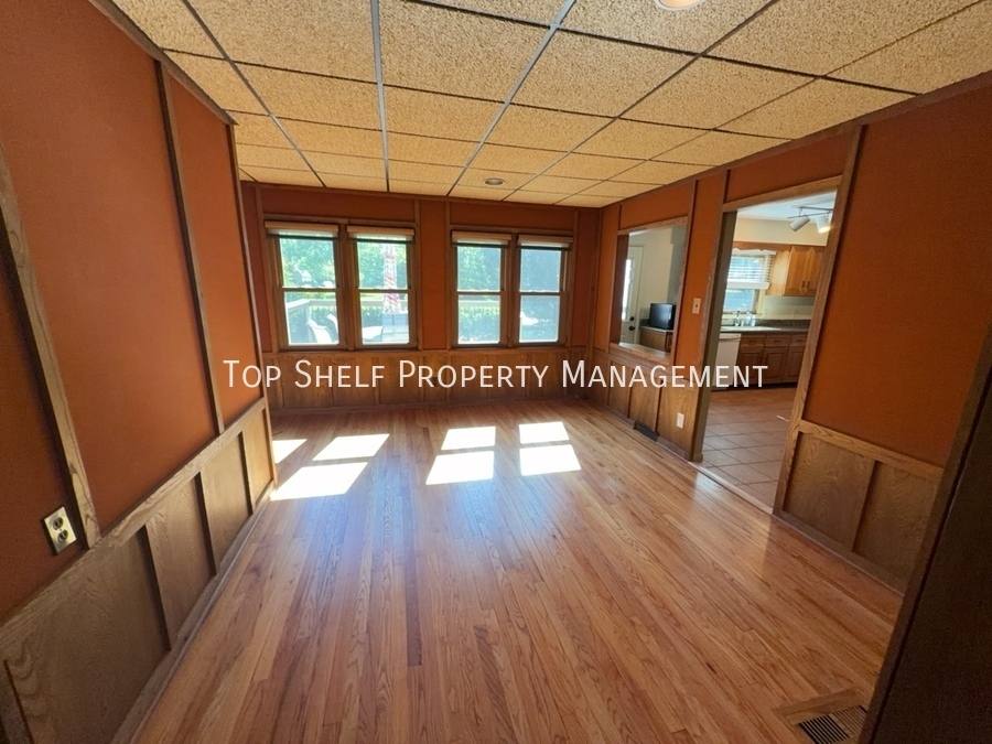 House for rent at 3215 44th St, Des Moines, IA 50310