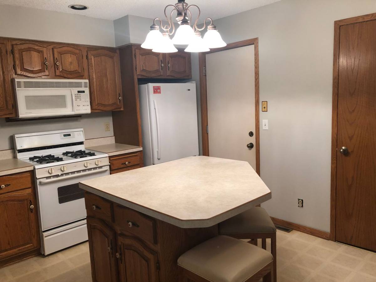 Townhouse for rent at 4140 Rice St, Saint Paul, MN 55126